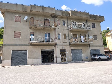 Foto Appartamento in VIA QUATTRO TORNANTI  43, Potenza Centro di 127 m²