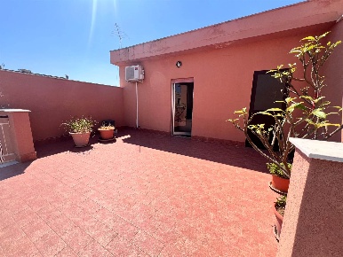 Foto Appartamento a Ficarazzi di 150 m² con 8 locali in vendita
