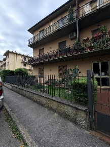 Foto Appartamento in DA LORENA, Poggio a Caiano Centro di 100 m² in vendita