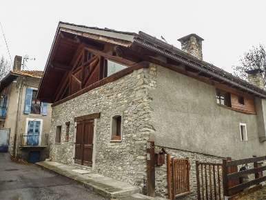 Foto Appartamento a Bardonecchia Centro di 90 m² con 4 locali in vendita