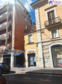 Foto Negozio in VIA ROMAGNOLI, Campobasso Centro di 30 m² con 1 locali