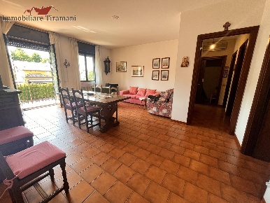 Foto Appartamento in via I maggio, Carpaneto Piacentino Centro di 106 m²