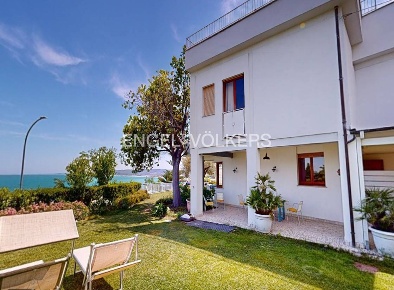 Foto Villa unifamiliare in Località Favaro, Rocca San Giovanni di 231 m²