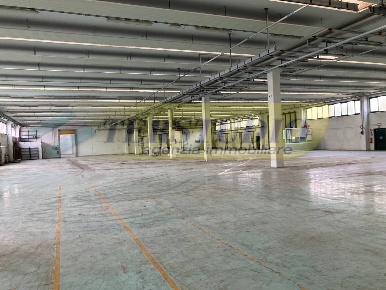 Foto Capannone industriale in Via dell'Industria snc, Mozzo Centro