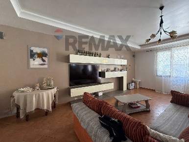 Foto Casa indipendente in Via Alcide De Gaspari 22, Terrasini Centro