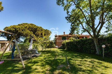 Foto Rustico in Strada Vicinale dei Pinalti, Orbetello di 120 m² in vendita