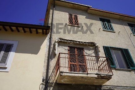 Foto Case semi ndipendenti in VIA LEONARDO DA VINCI 2, Foligno di 130 m²