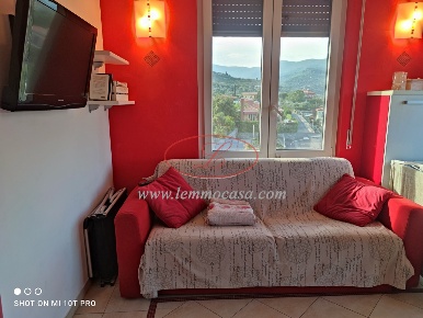Foto Appartamento in Via Diano San Pietro 76, Diano Castello Centro