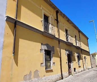 Foto Casa indipendente in Via Alfieri  1, Dolianova di 185 m² con 4 locali