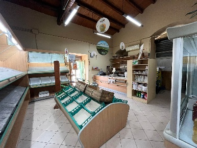 Foto Attività commerciale in Via Giovanni Pascoli n. 52, Pachino Centro