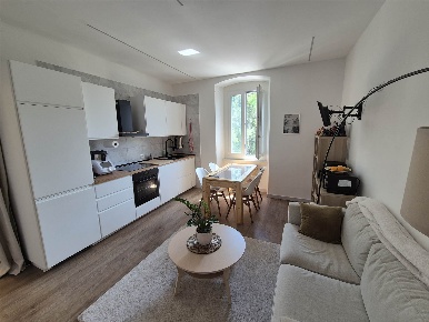 Foto Appartamento in Via Carli 10, Trieste San Vito - Campi Elisi di 78 m²