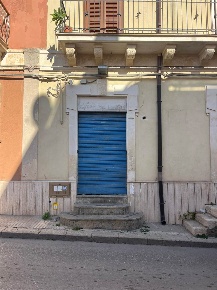 Foto Locale commerciale in Via Francesco Ferrucci n. 116, Pachino Centro