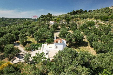 Foto Villa unifamiliare in Via Fontanelle snc, Vico del Gargano di 98 m²