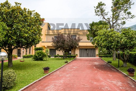 Foto Villa unifamiliare in STRADA STATALE 6 CASILINA, San Pietro Infine