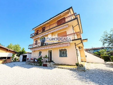 Foto Appartamento in via venezia 112, Desenzano del Garda Rivoltella