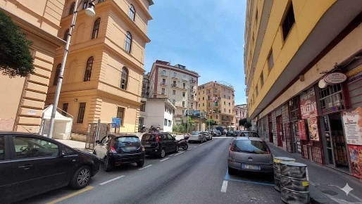 Foto Locale commerciale in Via Michele Vernieri 61, Salerno Centro di 14 m²