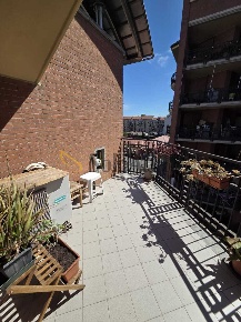 Foto Appartamento in Largo Francesco Cigna, Torino Aurora di 83 m²