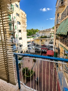 Foto Appartamento in antonio sogliano, Napoli Ponti Rossi di 70 m²