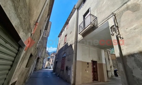 Foto Casa indipendente in Via Verdi snc, Bracigliano Centro di 120 m²