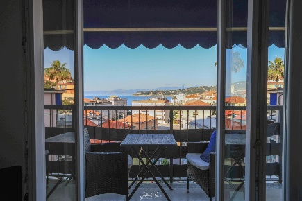 Foto Appartamento in Via Amendola 5, Varazze Centro di 60 m² con 2 locali