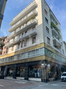 Foto Appartamento in Via Volpi 2, Biella Centro Storico di 255 m²