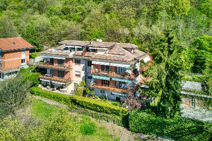 Foto Appartamento in Strada Eremo 54, Pecetto Torinese di 175 m² in vendita