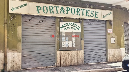 Foto Negozio in Via XXV Aprile 34, Foggia di 100 m² con 1 locali in vendita