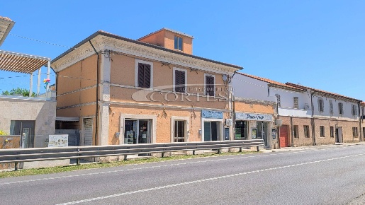 Foto Appartamento a Senigallia di 155 m² con 5 locali in vendita