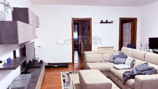 Foto Appartamento in Via Giuseppe Lunghi 71, Perugia di 70 m² con 3 locali