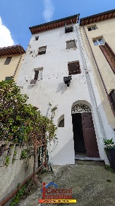 Foto Appartamento a Fucecchio Centro di 90 m² con 4 locali in vendita
