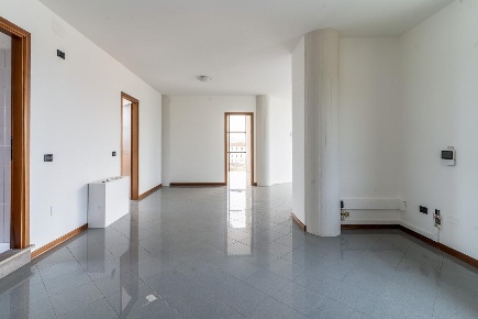 Foto Appartamento a Empoli Stazione - Agenzia delle Entrate di 105 m²