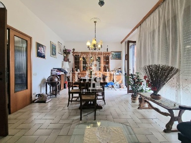 Foto Appartamento a Firenze Novoli di 115 m² con 4 locali in vendita