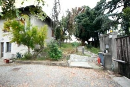 Foto Villa bifamiliare a Novedrate Centro di 188 m² con 5 locali in vendita