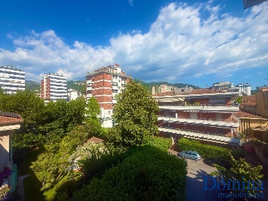 Foto Appartamento a Massa Centro di 108 m² con 4 locali in vendita