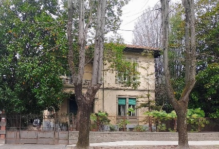 Foto Villa unifamiliare a Lucca San Marco - Acquacalda di 480 m² in vendita