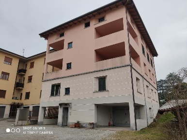 Foto Appartamento a Merone Centro di 74 m² con 3 locali in vendita