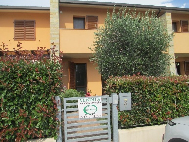 Foto Appartamento a Vicopisano Centro di 75 m² con 3 locali in vendita
