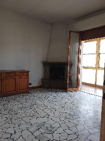 Foto Appartamento a Poggio a Caiano Centro di 105 m² con 4 locali