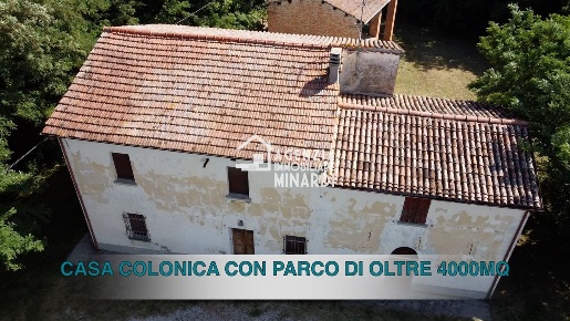 Foto Casa indipendente in VIA CANALETTA, Faenza di 443 m² con 6 locali