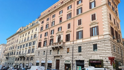 Foto Ufficio a Roma di 142 m² con 6 locali in vendita