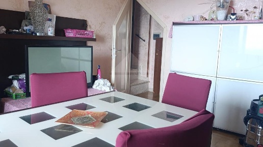 Foto Casa indipendente in VIA SINICATA, Minturno di 180 m² con 7 locali