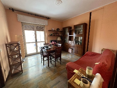 Foto Appartamento a Mortara Centro di 77 m² con 3 locali in vendita
