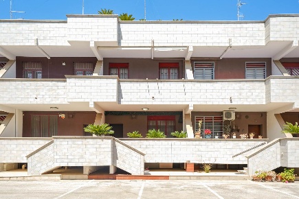 Foto Villa a schiera in Viale Italia  19, Palo del Colle Centro di 150 m²