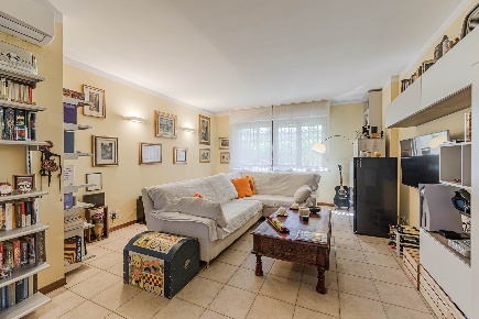 Foto Appartamento a Firenze Peretola di 90 m² con 4 locali in vendita