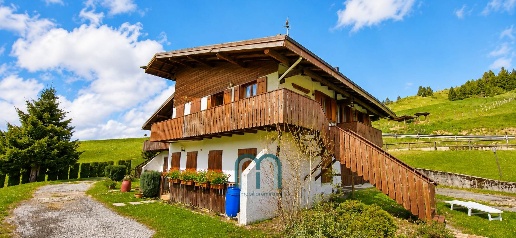 Foto Appartamento in RONCO CARBON, Gallio di 45 m² con 4 locali in vendita