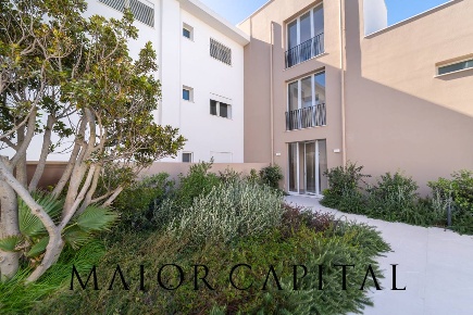 Foto Appartamento in Via Copenaghen, Olbia di 290 m² con 6 locali