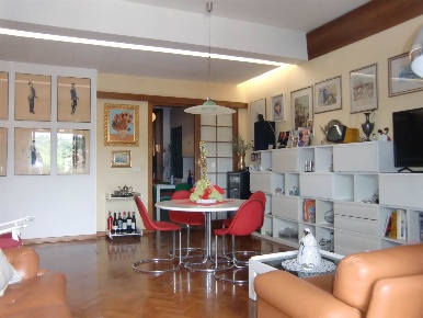 Foto Appartamento a San Giovanni Valdarno di 120 m² con 5 locali in vendita