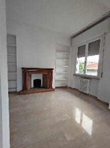 Foto Appartamento a Pisa Porta a Lucca di 100 m² con 5 locali in affitto