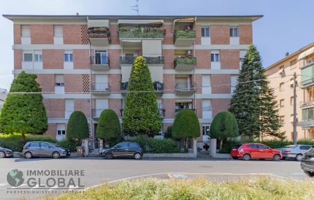 Foto Appartamento in Via Pisacane 5, Reggio nell'Emilia di 74 m² in vendita