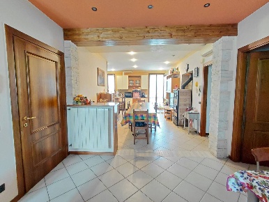 Foto Appartamento in via giuseppe mazzini 15, Concesio Centro di 210 m²